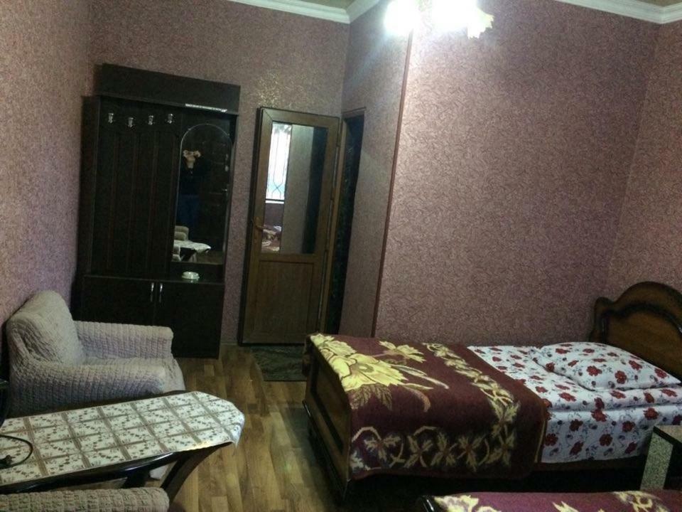 Temuriroom Pʼotʼi 外观 照片